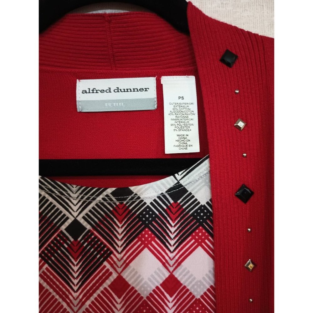 Alfred Dunner Women's Red Sweater Faux Size Petite Small - Picture 3 of 4